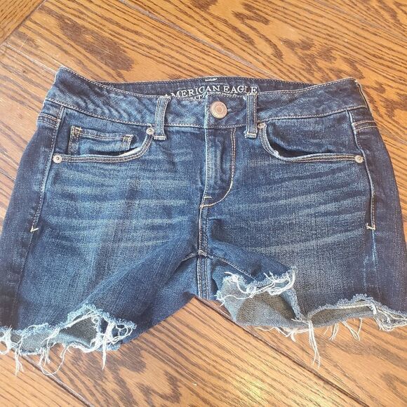 American Eagle Outfitters Pants - American Eagle skinny stretch cutoff shorts sz 2